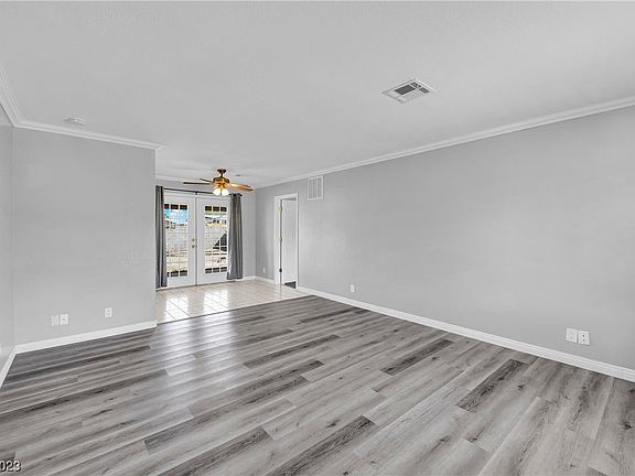 2nd image of 251 Meyers Ave