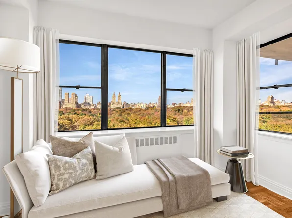 923 Fifth Avenue image 5 of 11