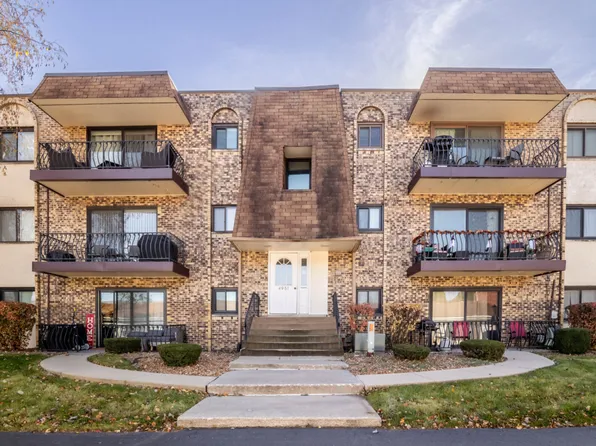 4951 134th Pl APT 2C, Crestwood, IL 60418