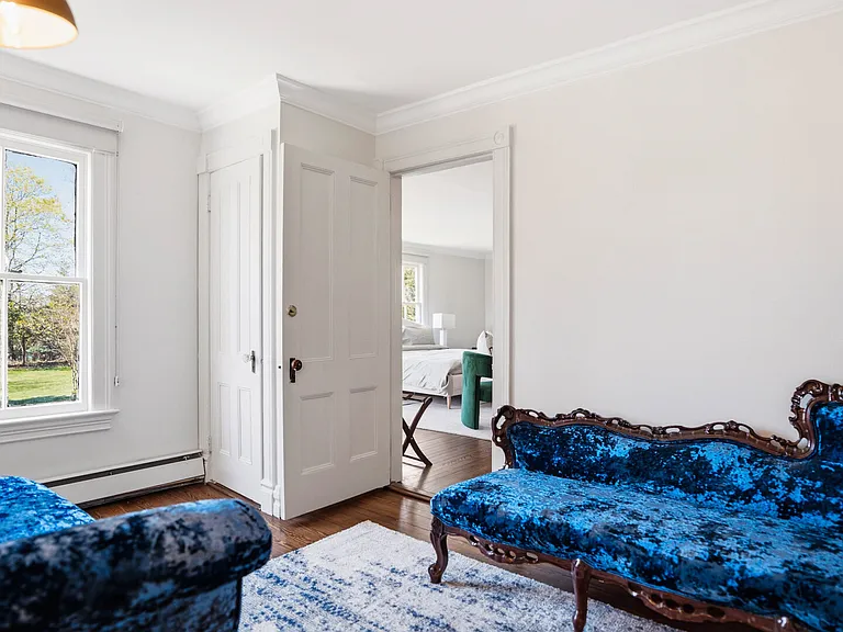 579 Hill St — Photo 15