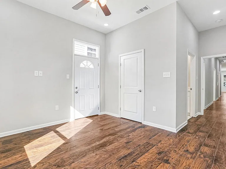1432 Elysian Fields Ave #1432 — Photo 8
