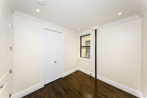 4th image of 136 9th Ave #4F