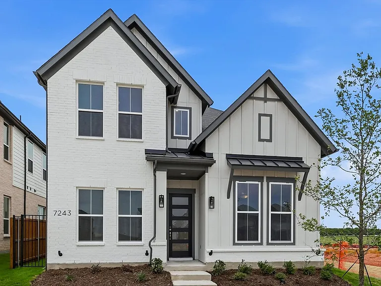 7243 Farley St — Photo 10