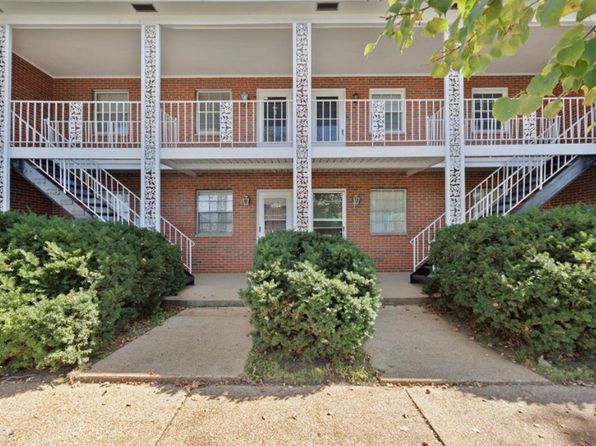 1220 Iron St #1