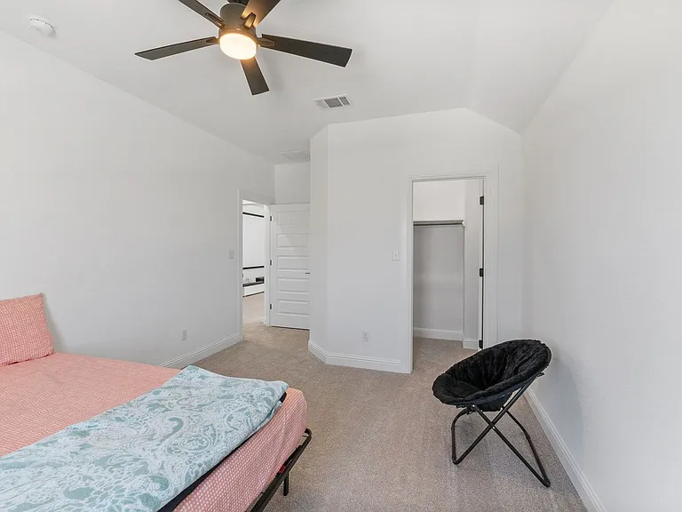 125 Plainsman Ln — Photo 32