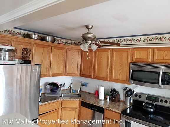 4th image of 188 Sara Ln