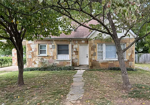 428 2nd Ave #A Photo 1