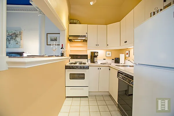 Sold by Halstead Real Estate | media 5