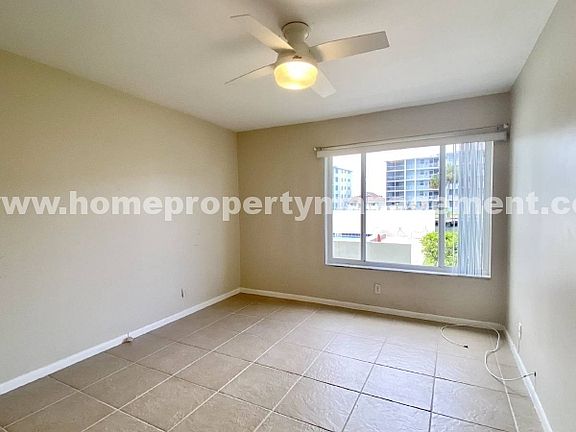 3rd image of 125 Shore Ct APT 102B