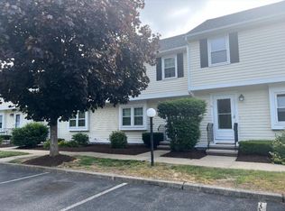 5 Meadowhill Ct APT 51, South Easton, MA 02375