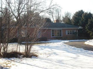 7710 Fontaine St, Potomac, MD