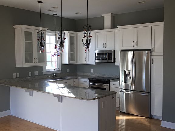 2nd image of 238C Middle St #C