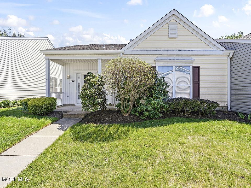 1st image of 442 Bluebird Drive #442