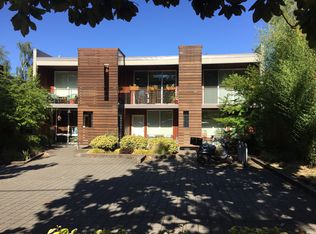 722 NW 24th Ave APT 208, Portland, OR 97210