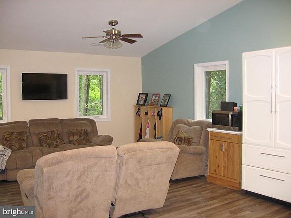 3rd image of 26801 Frontier Ln