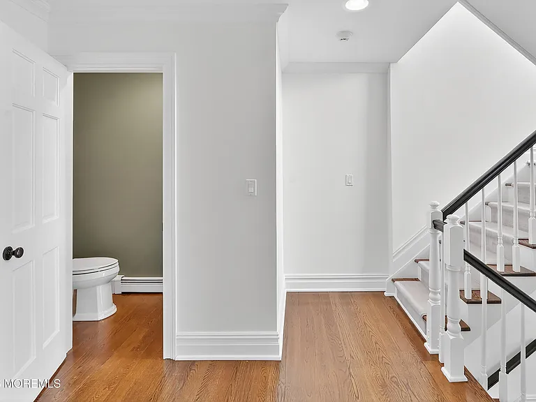 65 E River Rd #20 — Photo 23