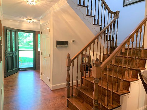 3rd image of 75 Dusty Ln