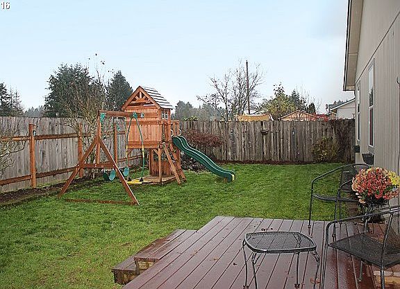2nd image of 14300 NE 88th St