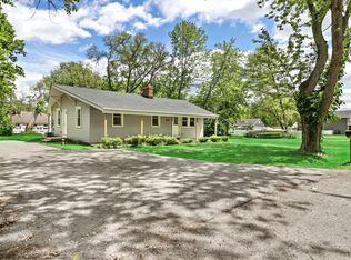 41959 N Beachview Dr, Antioch, IL 60002