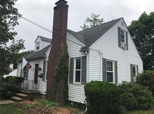 53 Merritt Rd, Riverside, RI 02915