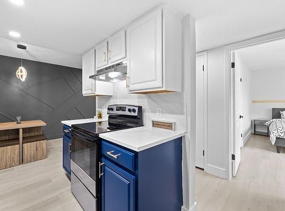 4th image of 2124 Burton Dr APT 266