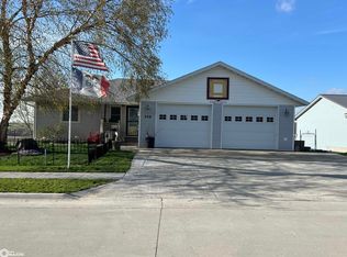 508 W Des Moines St, Brooklyn, IA 52211