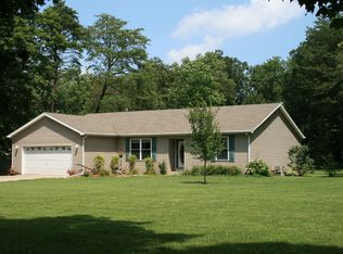 14561 N 875 East Rd, Fairmount, IL 61841