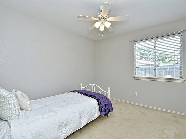 9224 Vigen Cir — Photo 8