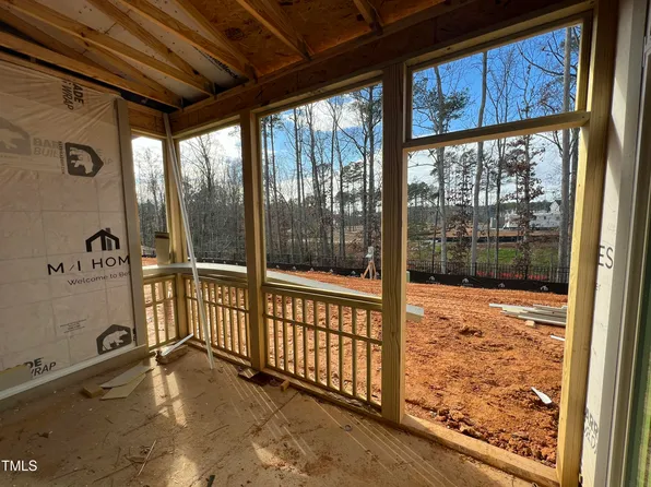 2438 Englemann Dr #357, New Hill, NC 27562
