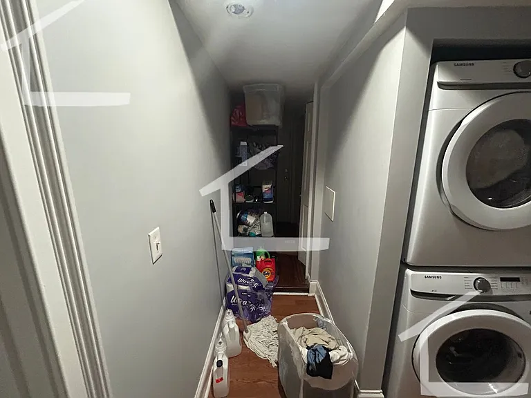 729 Parker St #9 — Photo 8