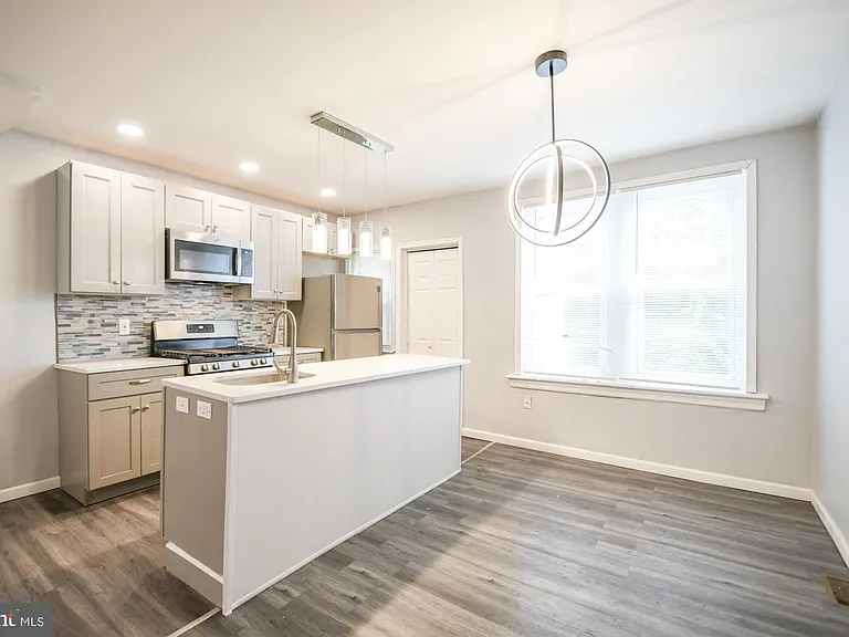 4615 Fernhill Rd — Photo 6