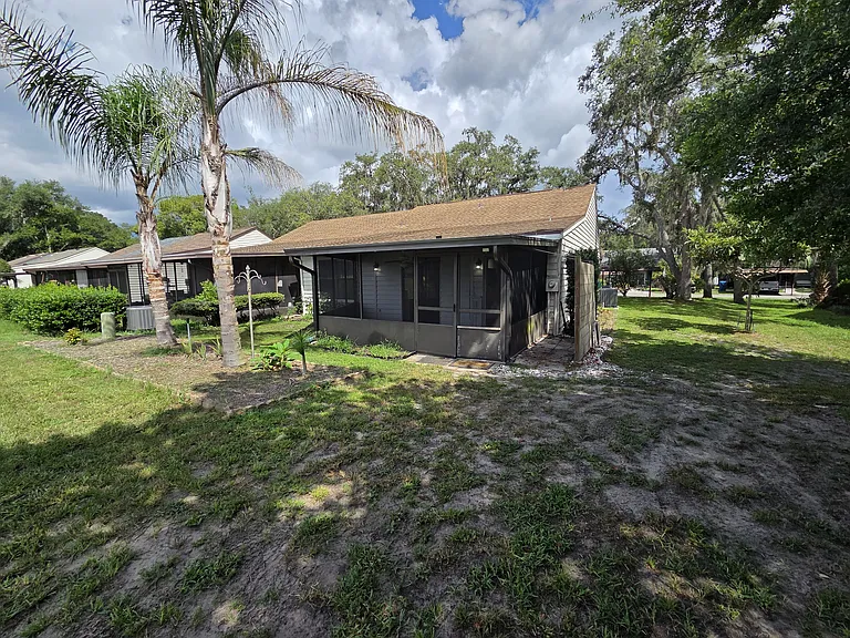 35086 Whispering Oaks Blvd — Photo 35
