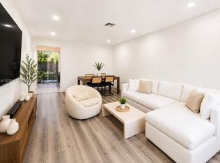4555 Arthur St, Palm Beach Gardens, FL 33418