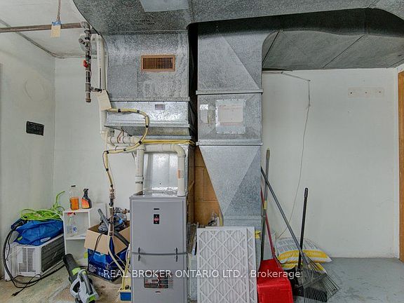 3rd image of 109 Eton Dr