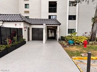 2121 Collier Ave APT 220, Fort Myers, FL 33901