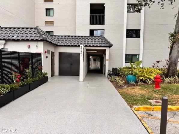 2121 Collier Ave APT 220, Fort Myers, FL 33901