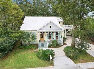 523 Carroll St, Mandeville, LA 70448