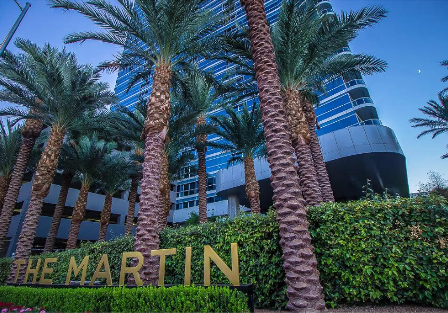 Experience elevated high-rise living at The Martin. — Photo 1