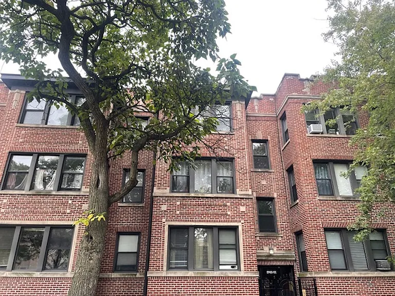 1358 W Rosedale Ave — Photo 1