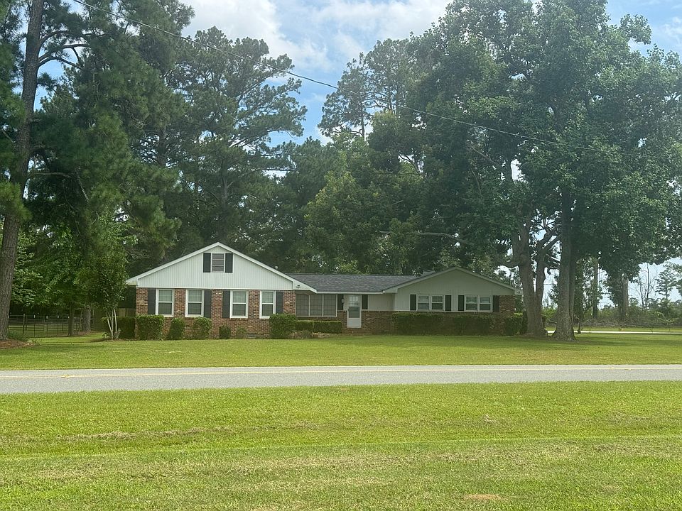 Nice quiet country home