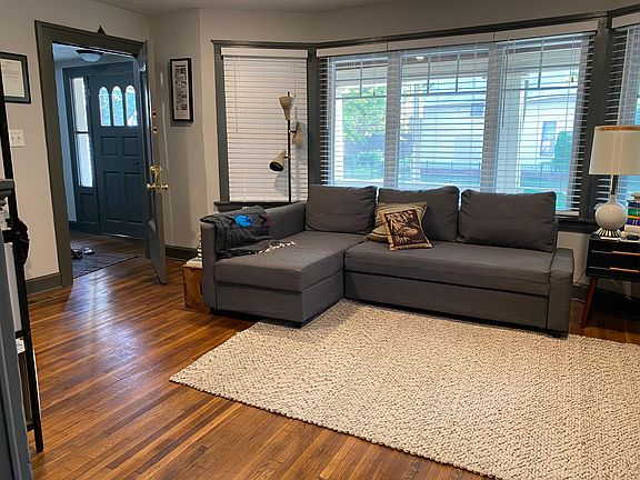 4th image of 1458 W 58th St #2