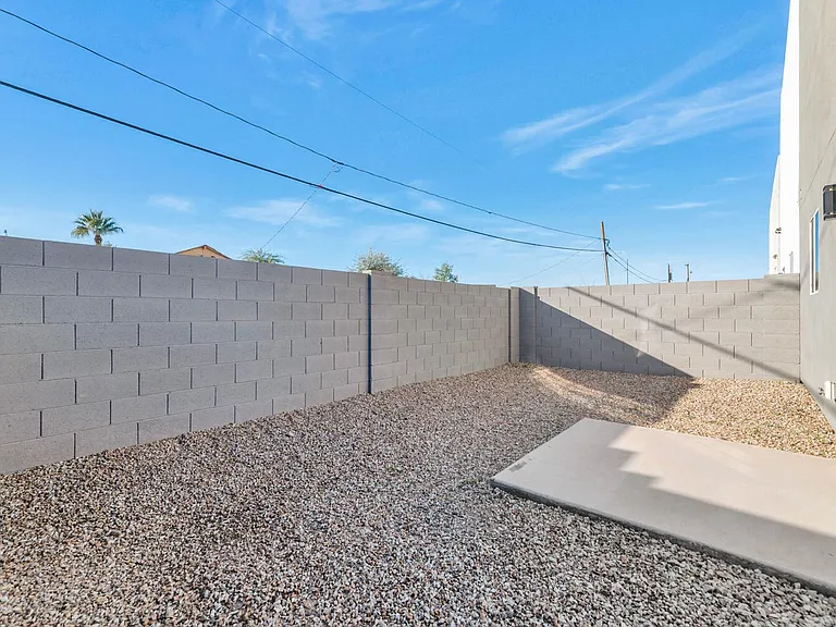 2509 E Broadway Rd #4 — Photo 23