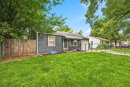4533 S Oak Ave Photo 1 4533 S Oak Ave Photo 1