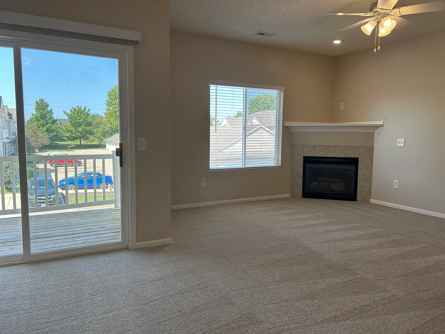 2 bed, 995 sqft, $1,150 — Photo 1