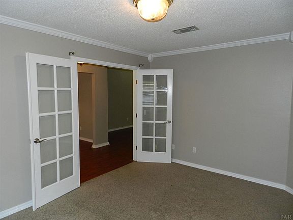 2nd image of 3904 Holleyberry Ln
