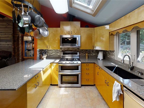 4th image of 11421 SE 89th Pl