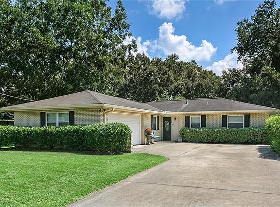 2nd image of 138 Murray Hill Dr