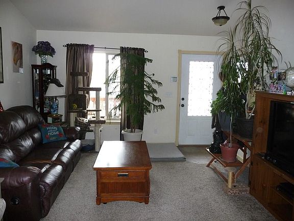 2nd image of 4518 Lux Ave