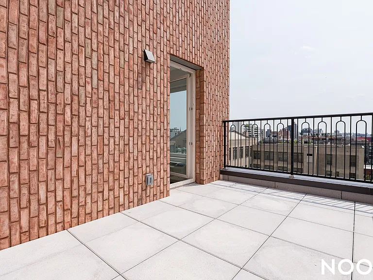 540 Atlantic Ave #615 — Photo 2
