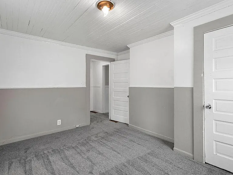 1742 Ware Ave — Photo 12